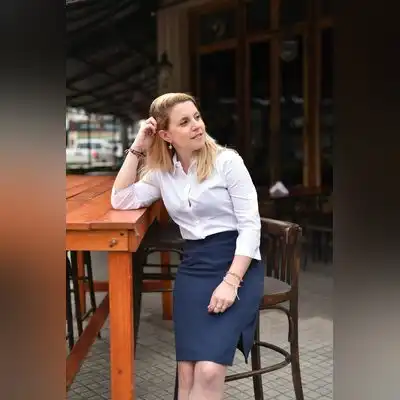 崔雅欣