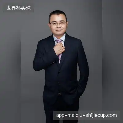 伏立骏